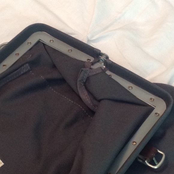 Gray Line Of Trade Weekender Bag - Picture 6 of 7